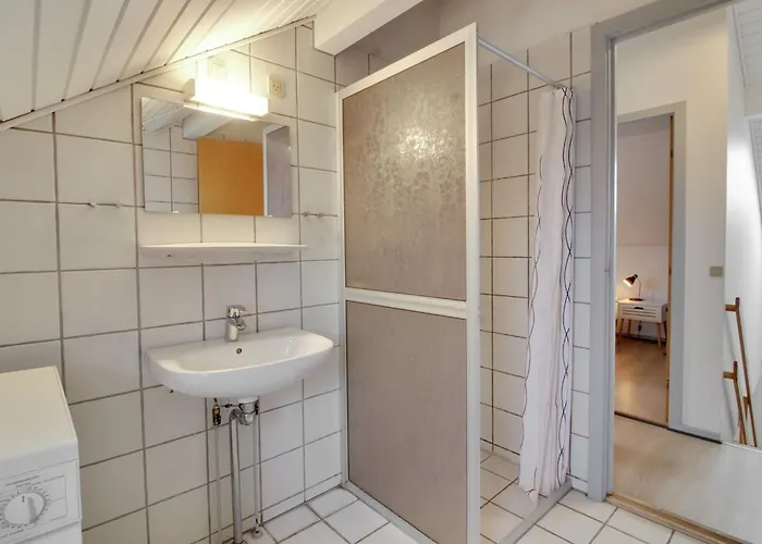 Mirija - 2-3km From The Sea By Interhome